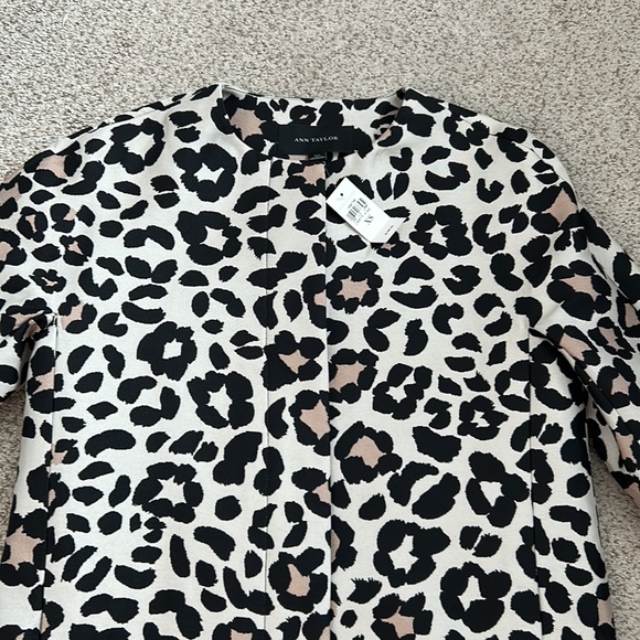 NWT Ann Taylor Leopard Print Coat, XS - Picture 2 of 16